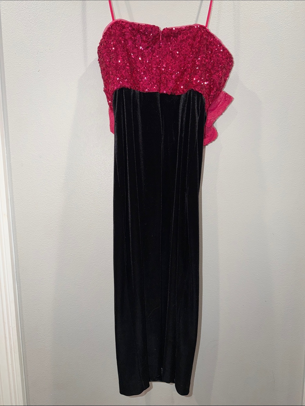 Badgley Mischka Strapless Sequin Rosette & Velvet Dress Size 4 - Picture 4 of 4